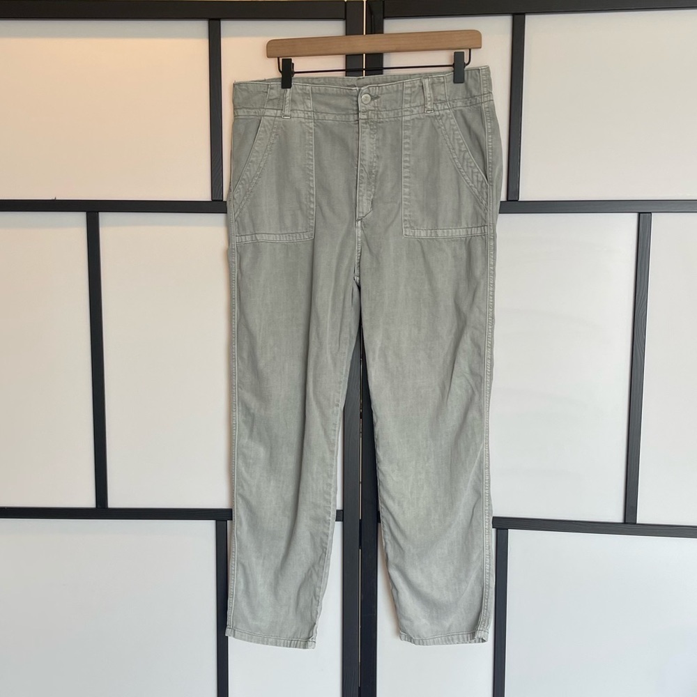 Joe's Jeans the honor high rise vintage straight utility
pants. Size 31 - Picture 12 of 16